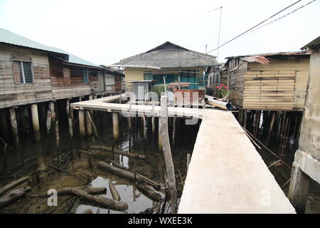 Voyageant à Belakang Padang, Penawar Rindu Island. Batam - Îles Riau Banque D'Images