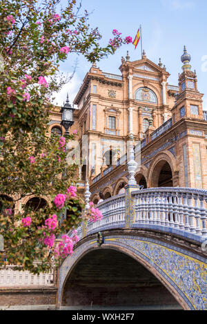 Plaza Espana, l'une des destinations touristiques les plus populaires d'Espagne, Séville, Espagne Banque D'Images