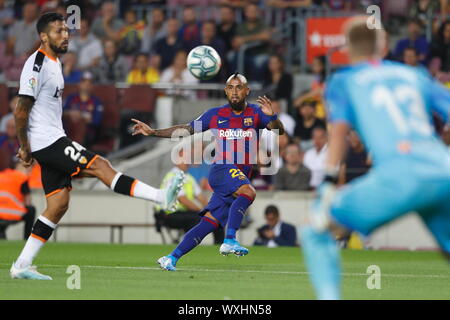 Arturo Vidal (Barcelone), le 14 septembre 2019 - Football : "La Liga espagnole Santander' match entre le FC Barcelone 5-2 FC Valence au Camp Nou à Barcelone, Espagne. (Photo de Mutsu Kawamori/AFLO) Banque D'Images