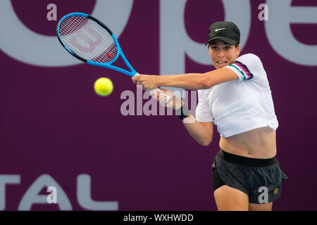 Ajla Tomljanovic de l'Australie en action lors des qualifications à l'Open du Qatar 2019 WTA tennis Total Premier tournoi Banque D'Images