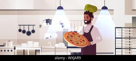 Chef cuisinier professionnel masculin holding fresh pizza african american man in uniform cooking food concept restaurant moderne cuisine intérieur télévision portrait Illustration de Vecteur