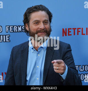 Hollywood, Californie, USA. 16 Sep, 2019. Zach Galifianakis assiste à la première de the motion picture comédie 'Entre deux fougères : Le film' à l'ArcLight Cinerama Dome dans la section Hollywood de Los Angeles le lundi, Septembre 16, 2019. Scénario : Zach Galifianakis rêvait de devenir une star. Mais quand Will Ferrell a découvert son accès public TV show "entre deux fougères' et chargé de Funny or Die, Zach est devenu une risée. Maintenant Zach et son équipage prennent la route pour terminer une série d'interviews de célébrités et de rétablir sa réputation. Photo par Jim Ruymen/ Banque D'Images