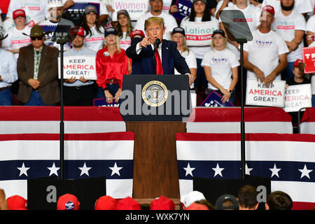 Rio Rancho, États-Unis. 16 Sep, 2019. Trump président s'adresse à la foule lors de sa réélection rassemblement à Rio Rancho, Nouveau Mexique Lundi, 16 Septembre, 2019. Photo de Justin Hamel/UPI UPI : Crédit/Alamy Live News Banque D'Images