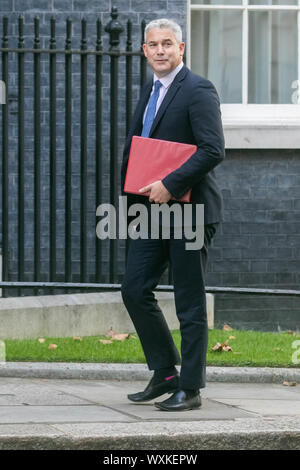 Londres, Royaume-Uni. Sep 17, 2019. Steve Barclay député Secrétaire d'État à la sortie de l'Union européenne arrive à Downing Street pour une réunion du cabinet Crédit : amer ghazzal/Alamy Live News Banque D'Images