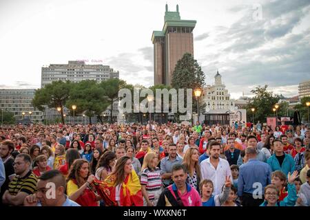 Madrid, Espagne. Sep 17, 2019. 16/09/2017.- Celebracion de los Campeones del Mundo de Baloncesto en la Plaza Colon  Foto : Ambiente en la Plaza Colon célébration après avoir remporté le 2019 Coupe du Monde de la FIBA de basket-ball de la Chine à Madrid le lundi 16 septembre 2019. Credit : CORDON PRESS/Alamy Live News Banque D'Images