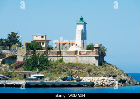 Paysage avec phare de Port Vendres Banque D'Images