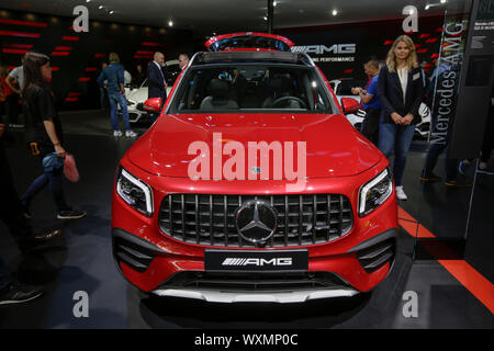 Le tuner allemand AMG affiche le Mercedes-AMG 4MATIC 35 GLB VUS multisegment à la 2019 Internationale Automobil-Ausstellung (AAI). (Photo de Michael Debets / Pacific Press) Banque D'Images