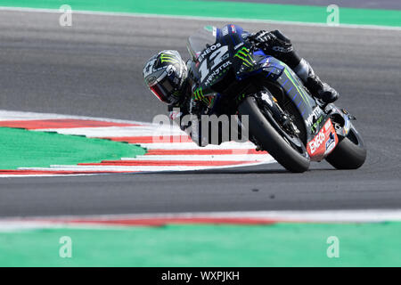 MAVERICK VIÑALES, coureur espagnol numéro 12 pour l'équipe MONSTER YAMAHA EN MOTOGP c'est lors de l'échauffement et l'épreuve de la Motogp de Saint-Marin et de la Riviera R Banque D'Images