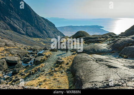 La pointe d'un Dùnain Rubh' à partir de la lèvre de Coire Lagan. Dans les montagnes Cuillin, Isle of Skye, Scotland, UK Banque D'Images