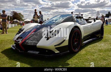 Pagani Zonda Cinque sur spectacle au 2019 Salon privé à Blenheim Palace, Oxfordshire Banque D'Images