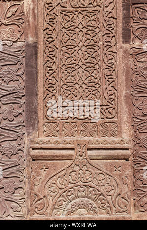 Piliers de grès sculpté en Fort Amber, Jaipur, Inde Banque D'Images