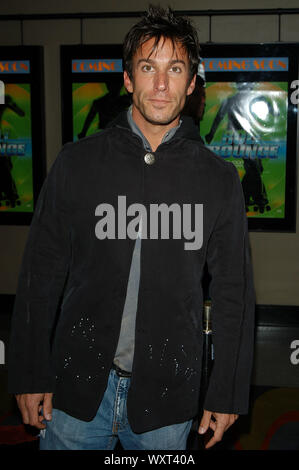 Dan Cortese au Los Angeles Premiere de 'Roll Bounce' qui a eu lieu au pont à Howard Hughes Center de Los Angeles, CA. L'événement a eu lieu le mardi 20 septembre 2005. Photo par : / PictureLux SBM - Référence #  Fichier SBMPLX 33864-2639 Banque D'Images