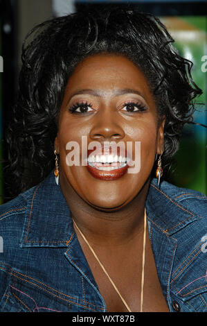 Sheryl Underwood au Los Angeles Premiere de 'Roll Bounce' qui a eu lieu au pont à Howard Hughes Center de Los Angeles, CA. L'événement a eu lieu le mardi 20 septembre 2005. Photo par : / PictureLux SBM - Référence #  Fichier SBMPLX 33864-3998 Banque D'Images