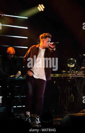 Les louanges en prestation au Gala du Prix de Musique Polaris 2019 Banque D'Images