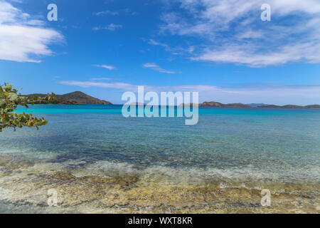 Célèbre Sapphire Beach sur l'île de Saint Thomas Banque D'Images