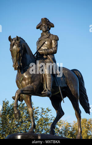 Statue en bronze monument de George Washington et cheval dans le Jardin Public de Boston, Massachusetts, USA Banque D'Images