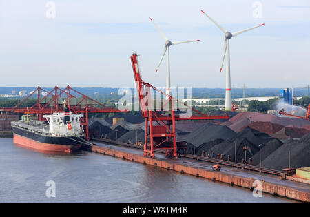 Hansaport dans le port de Hambourg Banque D'Images