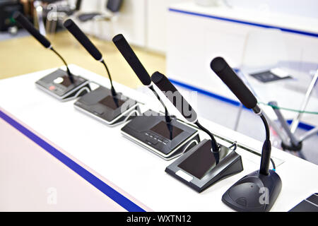 Microphones de conférence numérique systèmes pour réunion d'affaires Banque D'Images