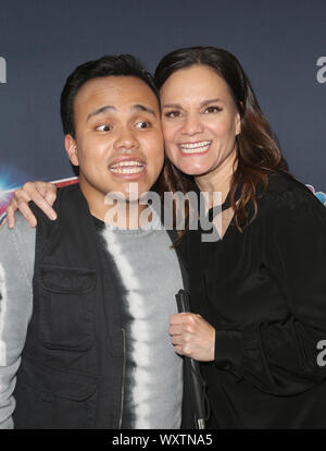 Hollywood, CA. Sep 17, 2019. Kodi Lee, Tina Lee. 'America's Got Talent' saison 14 Live Show Tapis Rouge tenue au Kodak Theater. Crédit photo :/FSadou MediaPunch : Crédit AdMedia Inc/Alamy Live News Banque D'Images