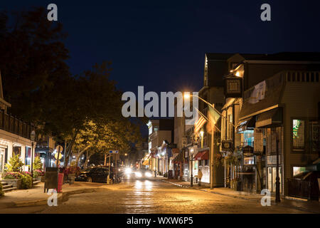 Scène de rue de nuit à Newport, Rhode Island, USA Banque D'Images