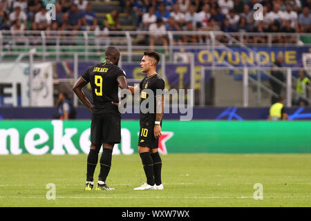 Milano, Italie. 17 septembre 2019. Ligue des Champions 2019-2020 Groupe F. Internazionale FC vs SK Slavia Praha. Romelu Lukaku et Lautaro Martinez de l'Internazionale FC. Banque D'Images