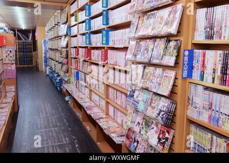 KEELUNG, TAÏWAN - 22 NOVEMBRE 2018 : Anime comic book livre selsction à un magasin à Keelung, Taïwan. Banque D'Images