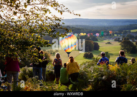 09/15/2019 Longleat, Warminster, Longleat Safari Sky, avec l'augmentation des ballons pour le lancement au coucher du soleil Banque D'Images