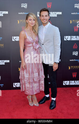 Melissa Benoist et son mari Chris Wood participant à la 45e assemblée annuelle des prix à Hollywood Avalon Saturne le 13 septembre 2019 à Los Angeles, Californie Banque D'Images