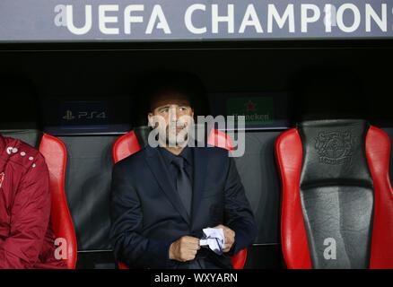 Leverkusen, Allemagne. 18 Sep, 2019. firo : 18.09.2019 Football, Ligue des champions 2019/2020 Bayer Leverkusen - Lokomotiv Moscou Peter Bosz | Conditions de crédit dans le monde entier : dpa/Alamy Live News Banque D'Images