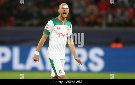 Leverkusen, Allemagne. 18 Sep, 2019. firo : 18.09.2019 Football, Ligue des champions 2019/2020 Bayer Leverkusen Lokomotiv Moscou - Portrait, Benedikt Howedes, Hoewedes, Association, le geste, l'utilisation de crédit dans le monde entier | : dpa/Alamy Live News Banque D'Images
