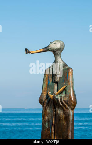 Le rond-point de la mer parc de sculpture sur le Malecon boardwalk, Puerto Vallarta, Jalisco, Mexique. Banque D'Images