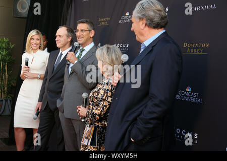 PHILADELPHIA, PA - 17 SEPTEMBRE : Kevin Doyle, Michael Engler, Rosemary Connors, David L. Cohen, Imelda Staunton et Jim Carter à la Stratus Bar à l'Hôtel Monaco le 17 septembre 2019 à Philadelphie, Pa Credit ***COUVERTURE Maison*** Star Shooter/MediaPunch Banque D'Images