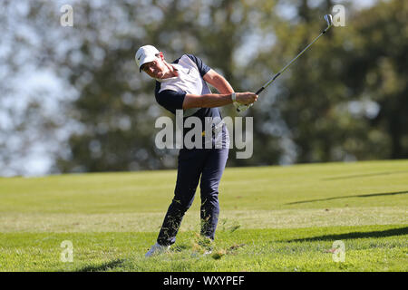 WENTWORTH, Angleterre le 18 septembre Rory McIlroy joue de la lumière au cours de la grossière BMW PGA Championship Pro Am au Wentworth Club, London le mercredi 18 septembre 2019. (Crédit : Jon Bromley | MI News) usage éditorial uniquement, licence requise pour un usage commercial. Photographie peut uniquement être utilisé pour les journaux et/ou magazines des fins éditoriales Crédit : MI News & Sport /Alamy Live News Banque D'Images