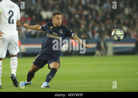 Paris, France. 18 Sep, 2019. Real Madrid FC AVANT EDEN HAZARD en action lors de la Ligue des Champions, Groupe A Journée 1 entre Paris Saint Germain et Real Madrid FC au Parc des Princes - Paris - France.PSG a gagné 3:0 Crédit : Pierre Stevenin/ZUMA/Alamy Fil Live News Banque D'Images