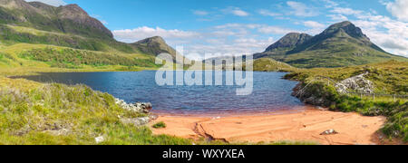 Loch Doire Dhuibh avec culs Mor et Cul Beag montagnes, Inverpolly Banque D'Images