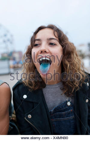 Les jeunes portrait blue tongue