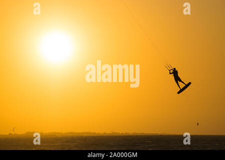 Il kitesurfing in Piauí Foto Stock