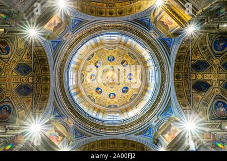 Incrocio con cupola, Dom Basilica di Santa Maria Assunta, Carpi, Provincia di Modena, Emilia Romagna, Italia Foto Stock