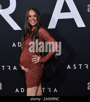 Los Angeles, Stati Uniti. Xviii Sep, 2018. Chelsea Tyler assiste la premiere del motion picture sci-fi thriller " Ad Astra" al ArcLight Glossari Affini Cupola della sezione di Hollywood di Los Angeles il Mercoledì, 18 settembre 2018. Storyline astronauta Roy McBride (Brad Pitt) viaggia verso i bordi esterni del sistema solare per trovare il suo padre mancante e svelare un mistero che minaccia la sopravvivenza del nostro pianeta. Il suo viaggio per scoprire i segreti che sfida la natura dell'esistenza umana e il nostro posto nel cosmo. Foto di Jim Ruymen/UPI Credito: UPI/Alamy Live News Foto Stock