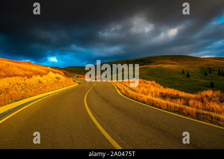 Bellissimo paesaggio nei Carpazi, di Transalpina di Energia road, Romania Foto Stock