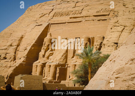 Il Tempio di Ramses II o 'Templo Mayor de Abu Simbel'. Egitto Foto Stock