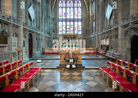 Interno della chiesa di Santa Maria in Warwick Warwickshire Foto Stock