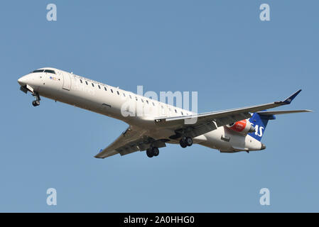 Vilnius, Lituania - 23 Aprile: SAS Bombardier CRJ-909ER aereo il 23 aprile 2019 a Vilnius Lituania. Foto Stock