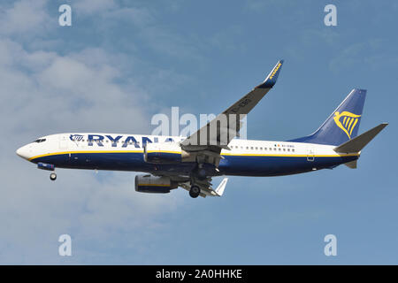 Vilnius, Lituania - 25 Aprile: Ryanair Boeing 737-8come aereo il 25 aprile 2019 a Vilnius Lituania. Foto Stock