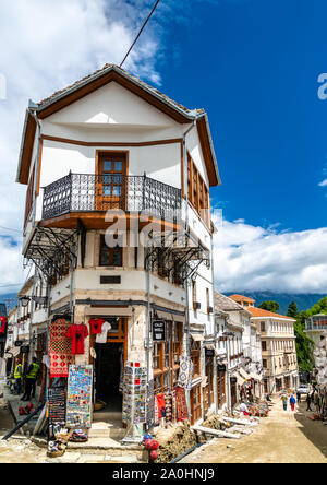 Case tradizionali in Argirocastro, Albania Foto Stock