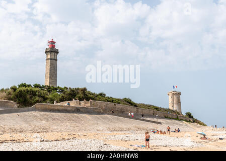 Isola di Re, Francia - 7 Agosto 2018: Faro di balene, Phare des Baleines. Foto Stock