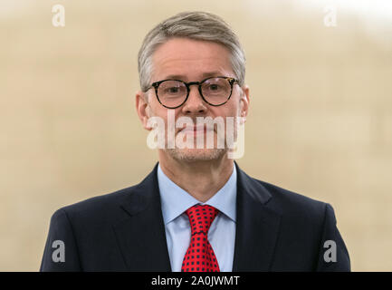 Dresden, Germania. Xix Sep, 2019. Sebastian Feydt, pastore della Frauenkirche, sta per iniziare la presentazione per la musica 2020 nell'Unterkirche. Credito: Robert Michael/dpa-Zentralbild/ZB/dpa/Alamy Live News Foto Stock