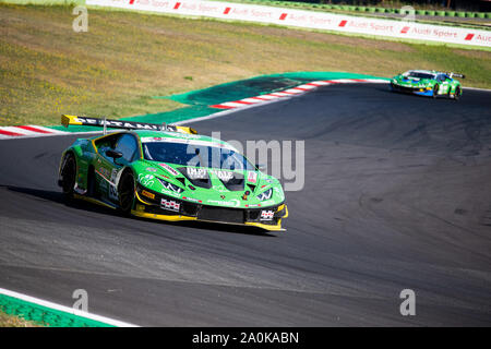 Circuito di Vallelunga, in Italia il 14 settembre 2019, Verde Lamborghini Huracan in azione sul circuito durante la gara Foto Stock