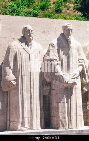 Ginevra, Svizzera - 19 Luglio 2019: Il Muro dei Riformatori, monumento alla Riforma protestante della Chiesa. Significative figure protestante William Farel e Giovanni Calvino. Foto Stock