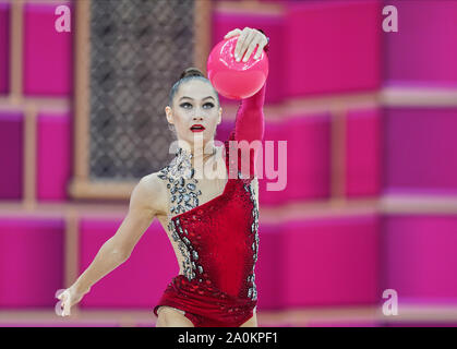 Baku in Azerbaijan. Xx Settembre, 2019. Anastasiia reception camera della Bielorussia durante la trentasettesima Rhythmic Gymnastics World Championships match tra e il giorno 4 presso il National Arena di ginnastica a Baku, in Azerbaijan. Ulrik Pedersen/CSM/Alamy Live News Foto Stock